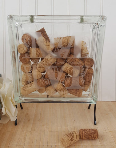 Personalized wine wedding gift - Favor Universe